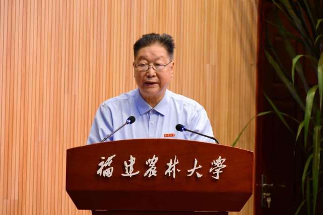 "林占熺教授表示,任何一项事业的发展都离不开强大的精神和动力的支撑