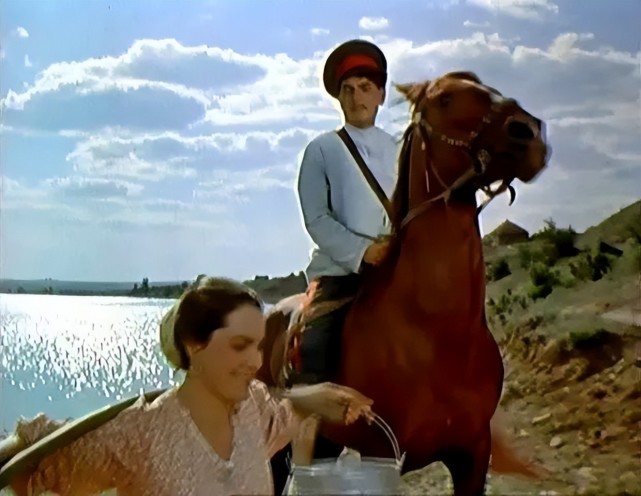 《静静的顿河》:你怎么争,都争不过天道