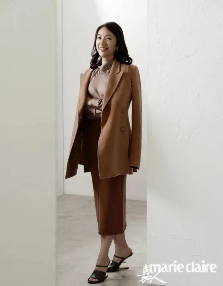 郭心怡登台与换场