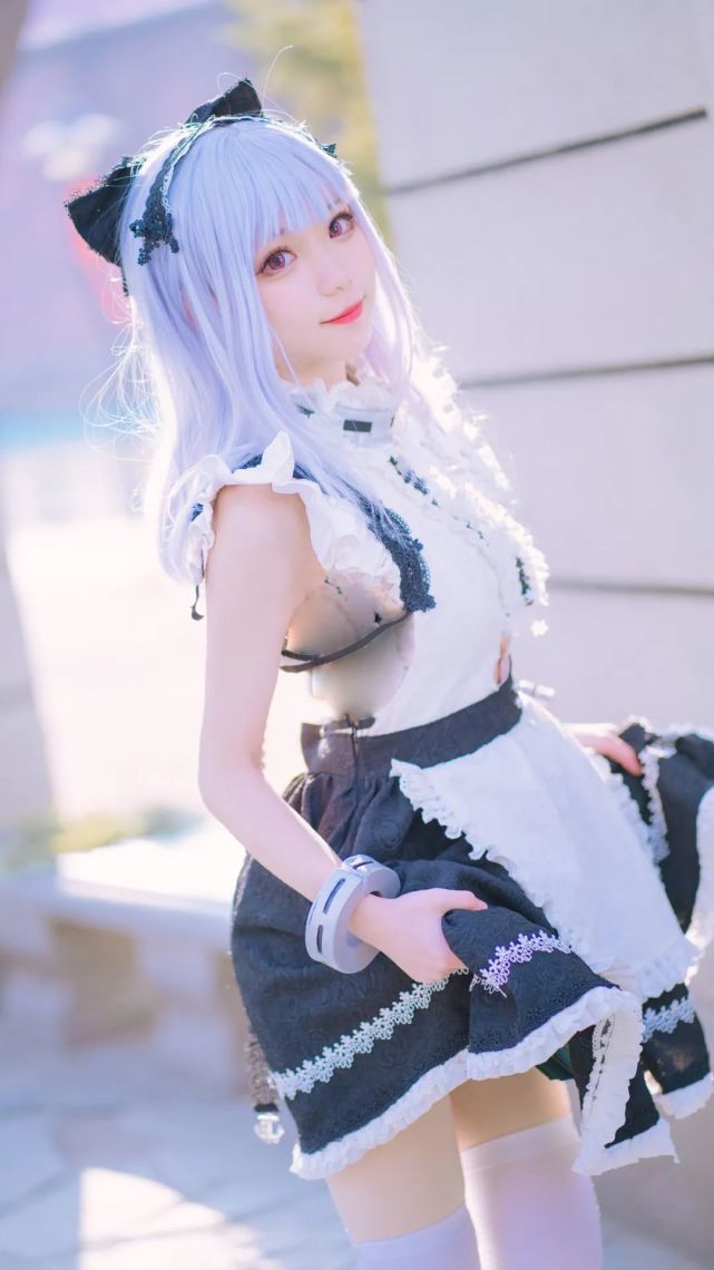 cos:碧蓝航线女仆黛朵cos正片@花柒