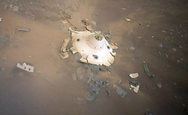 nasa工程师分析火星飞行器残骸是否属于外星人