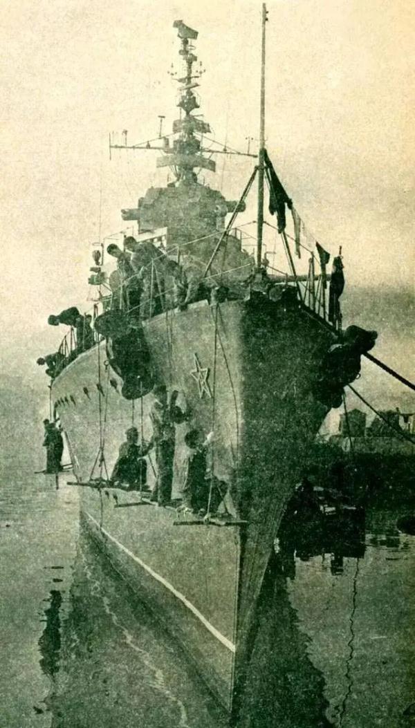 北海舰队重获型“四大金刚”，4艘055驱逐舰亮相，中国海军的底气_腾讯新闻