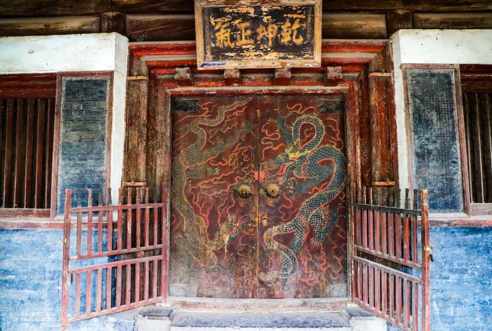 寻访山西古建筑之美窦大夫祠献殿