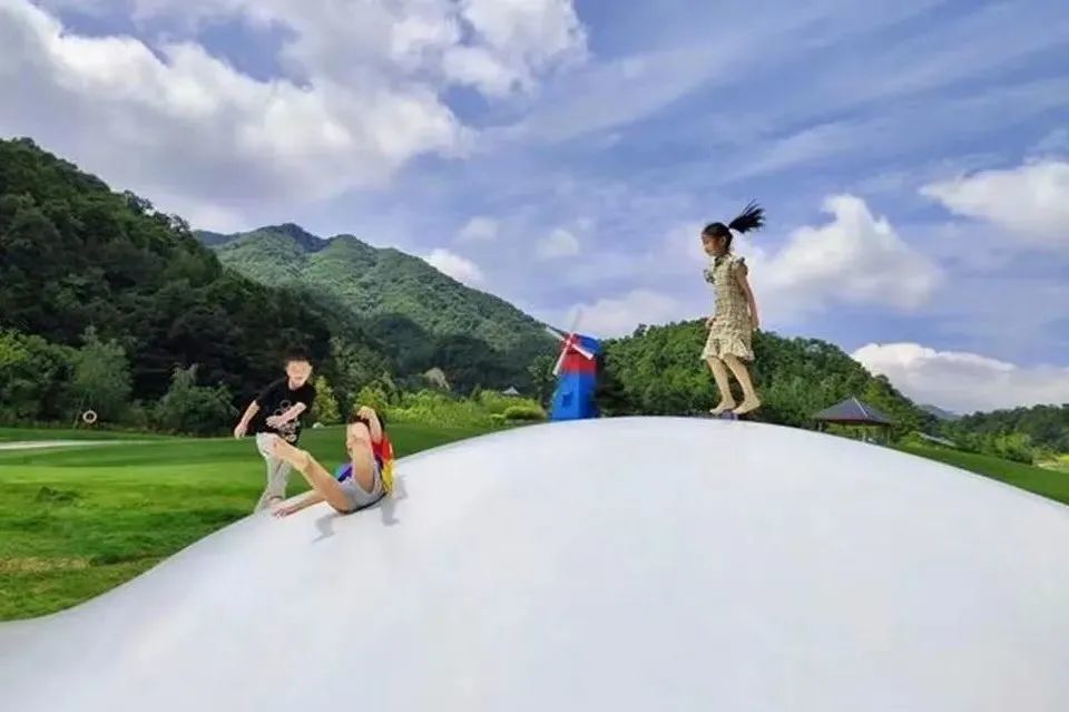超大型无动力游乐园,梦幻打卡,快来体验亲子互动创意新玩法!_腾讯新闻