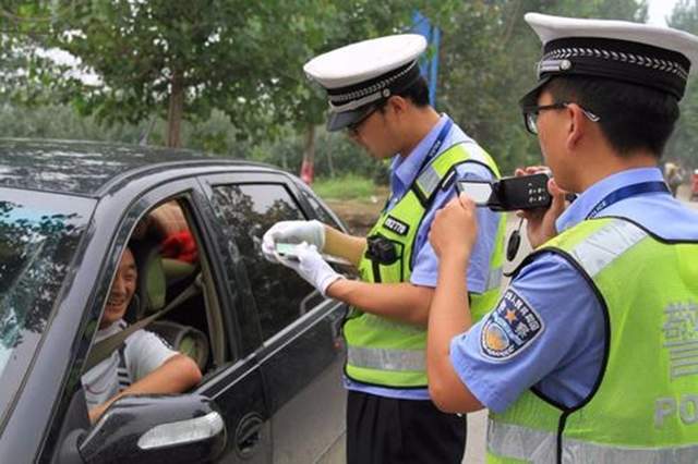 油价大涨！新能源汽车性价比太高了，真香清炖黑鱼汤一般炖多久