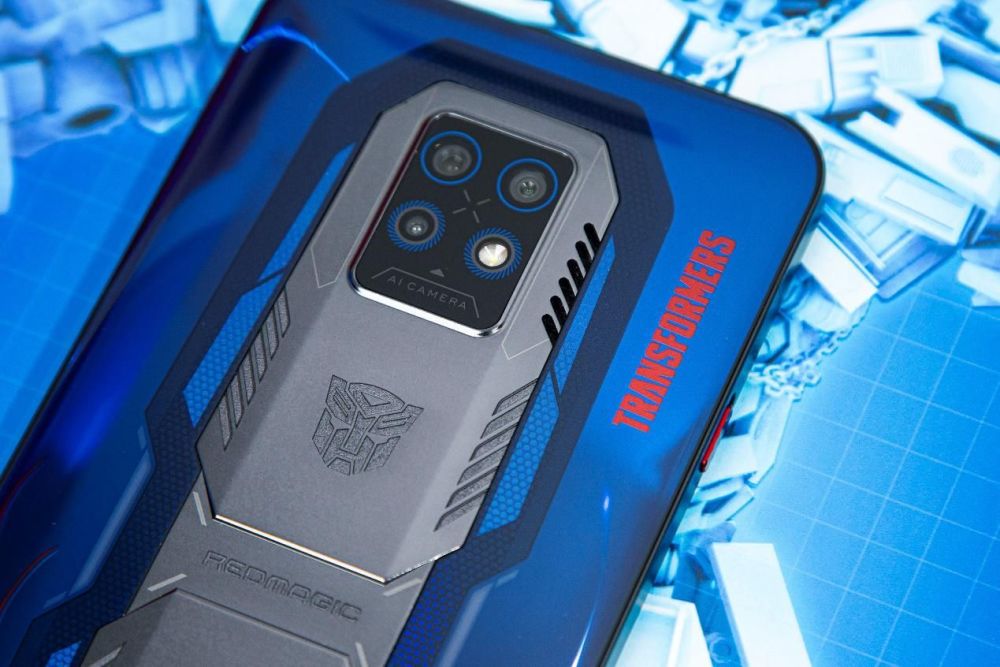 Nubia RedMagic 7 Pro Transformers Optimus Prime Limited Edition Smartphone