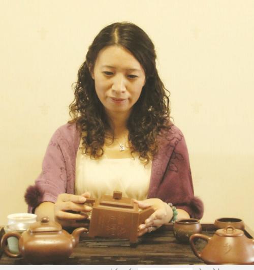 蜀山坊独家专访:紫砂名匠杨建英老师