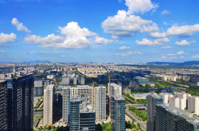 包含北京、深圳相继表态「更好满足居民刚性和改善性住房需求」，释放了什么信号？的词条