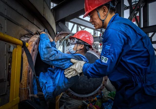 致敬劳动者 聚焦最美身影——摄影作品展