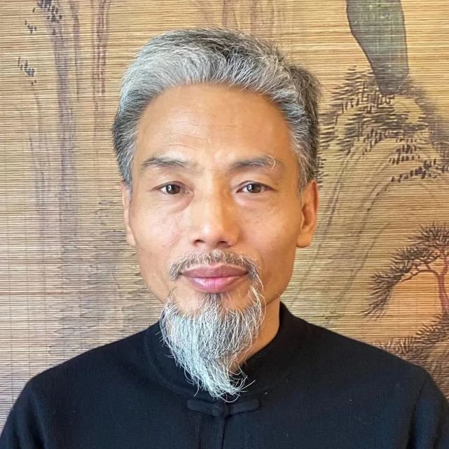 陈新亮:注册医学博士尹玉花中医医院院长经筋骨疗法费