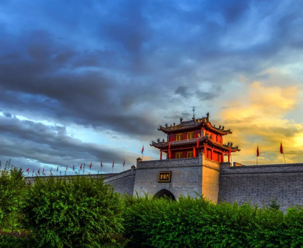 关于会宁县网页设计素材的信息