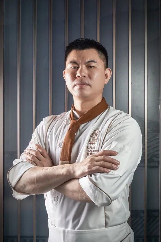 林水平夏季限时上市的"荔枝的季节"双人餐原价:516元,优惠价:388元