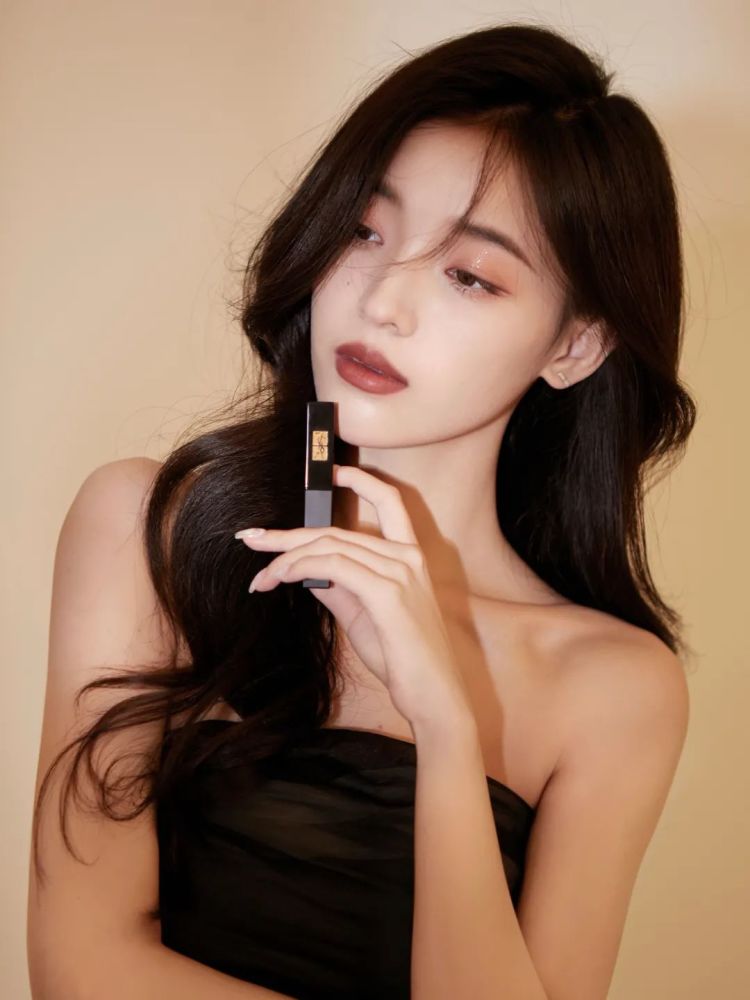 曾雪瑶|冷冽光影大片上线,邂逅一眼心动_腾讯新闻