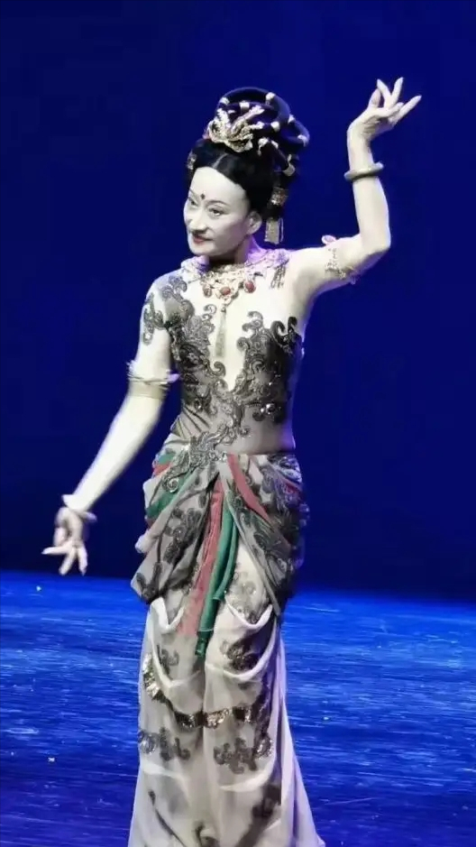 43岁张京棣拒演西游记中白鹤仙子杨洁执意选她因看中她的这优点