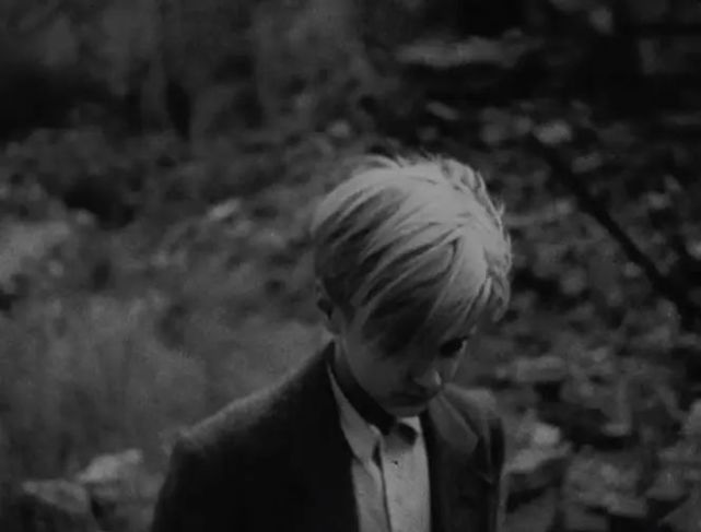 《德意志零年》:战争带来的不只是肉体的"断臂",还有精神的残垣