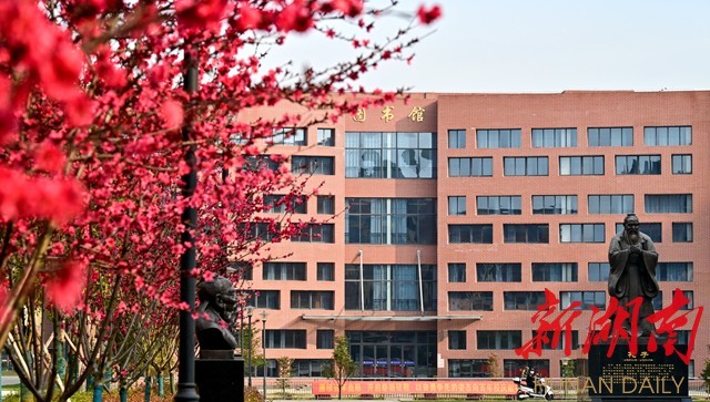最美家乡推荐官之"最美校园"|武冈一中:在春天里守望美好_腾讯新闻