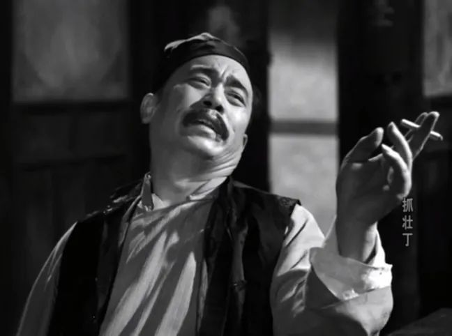 5分,这部国产喜剧的天花板,真实再现了发国难财的嘴脸_腾讯新闻