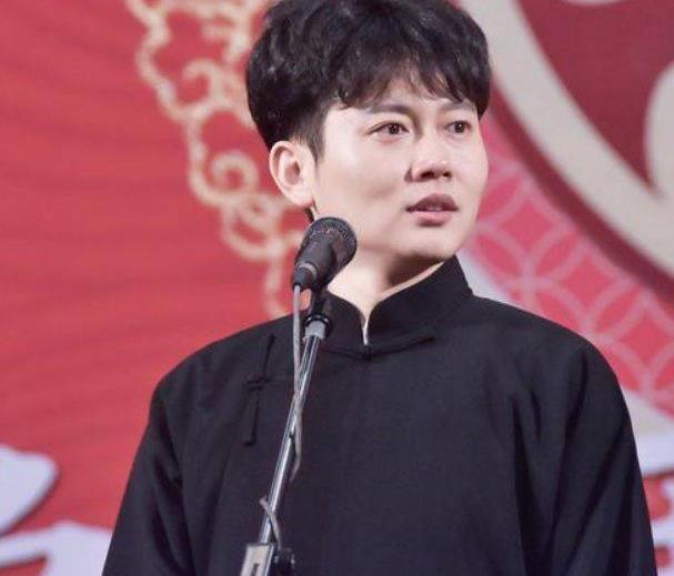 经理,在拜师之后的他,靠着自己悟性和基本功,成为了德云社七队的队