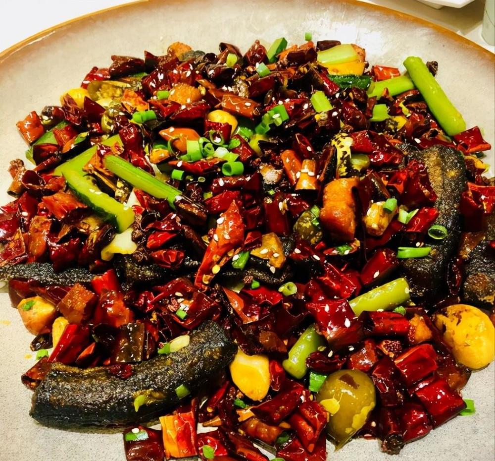 北京人爱吃的重口味饭馆，靠3道菜火了好多年，有人却从来不吃