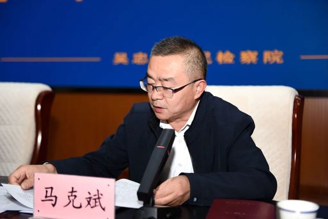 "五一"劳动节将至,为持之以恒加强党风廉政教育和纪律作风建设,筑牢拒
