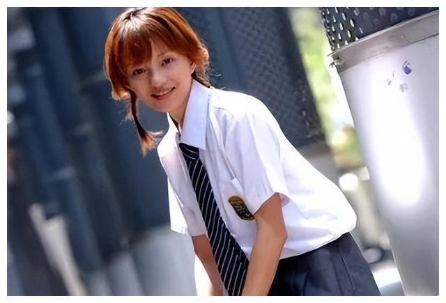 2022年,张韶涵40岁了.