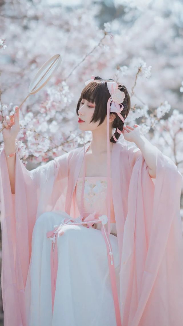 汉服:甜甜的仙女