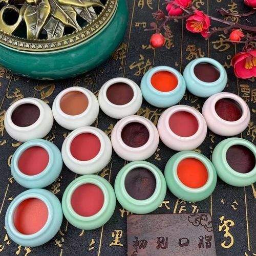 古代女性用什么做粉底原料(古代女性用什么做粉底原料小鸡庄园)