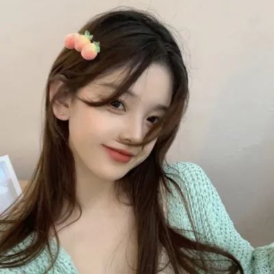 女生头像可爱真人qq微信女头我在人间贩卖黄昏只为收集世间温柔去见你