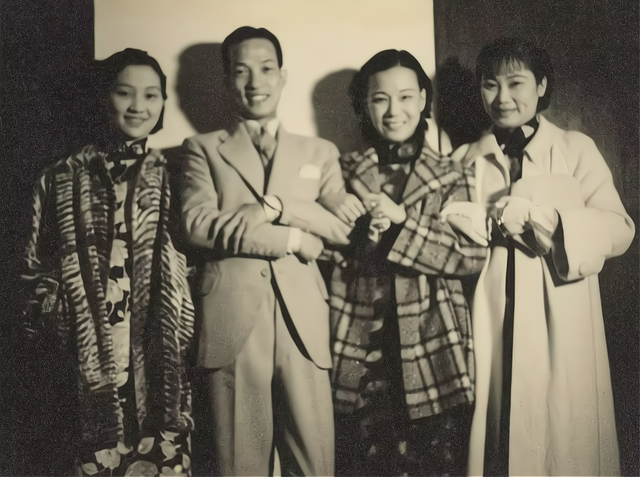 深夜回家妻子拒绝开门,37岁黎铿在公园徘徊片刻后,选择投湖自尽