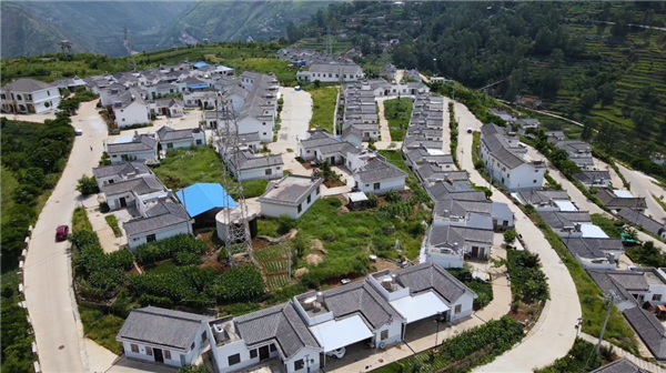 乡村振兴之美丽东川汤丹乌龟山新农村