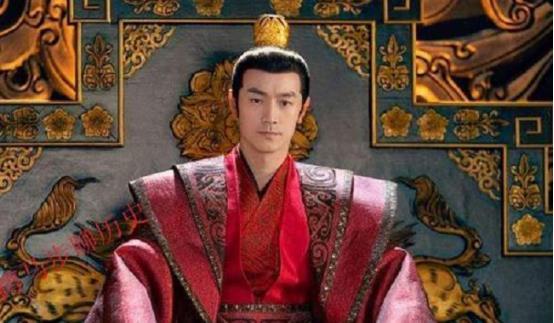 原是大将军的郭威因功高盖主全家被杀被逼造反成为一代君王