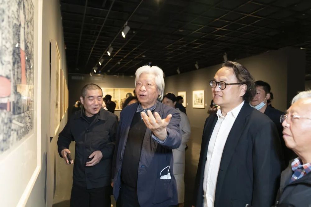 回望与拓展邬继德作品展开幕