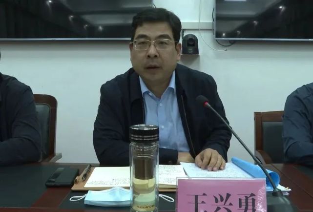 淅川县召开疫情防控第二十六次推进会