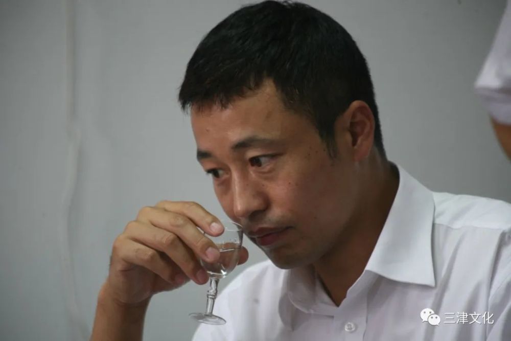 回听此酒何谓小茅台北酱之源话芦台三中校长张元第商