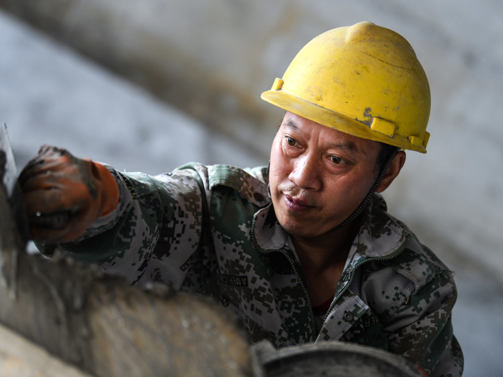 社会农民工川哥用镜头记录劳动生活