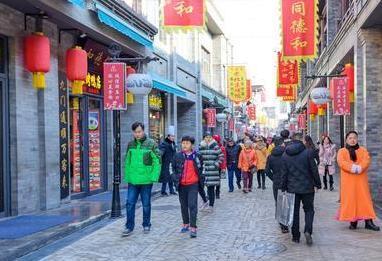 探秘美食街，北京牛街专卖各类小吃，游客表示除了价格牛啥也不行佳音适合什么年龄用