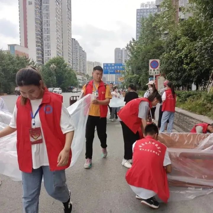 德聯招募暑假大學生社會實踐服務活動志願者招募最後18個小時