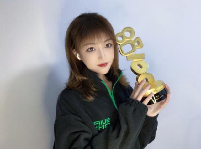 cfm游戏策划与ks主播谈新版本沐风6个刁钻问题第六个玩家急了