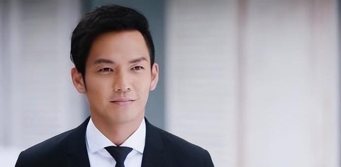 把霍建华,杨洋和陈晓放在一起,差别一目了然_热点资讯_资讯中心 - 265