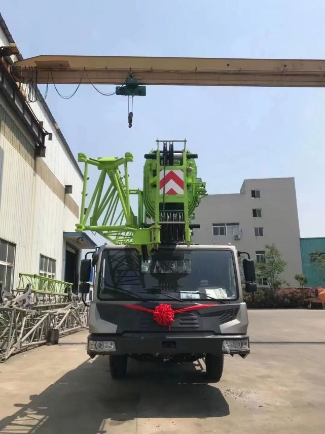 有没有提中联250a这款吊车的兄弟们感觉用着怎么样呢