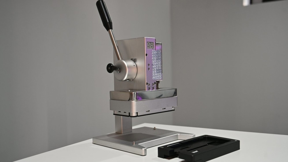 產能足還是訂單少？特斯拉中國：多款新車交付時間縮至最短6周錫林浩特機場完成氣象目標物燈安裝建設工作