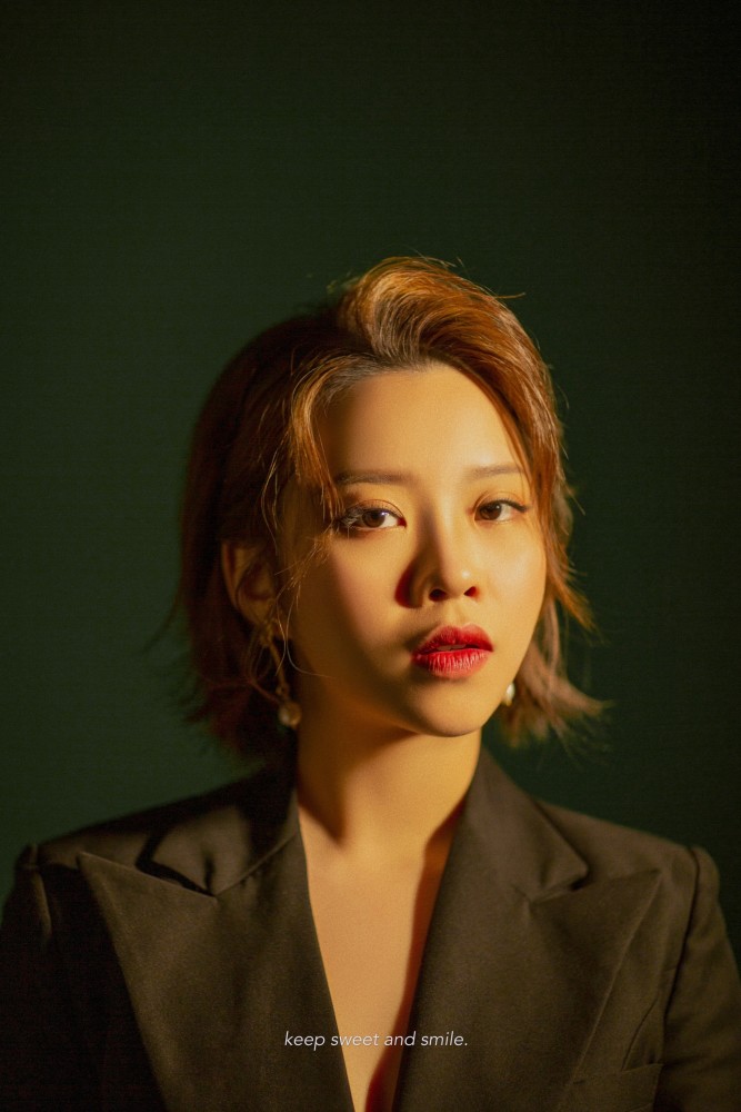 歌手,唱作人文雯claire的最新单曲《不再打扰》全网上线插图