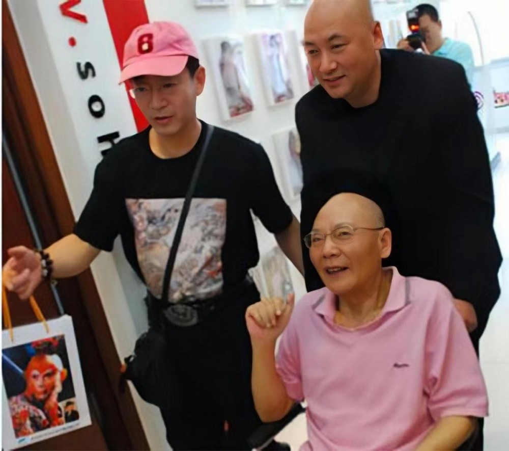 "沙僧"闫怀礼:晚年病痛缠身,73岁去世,妻儿的坚强让人泪目_腾讯新闻