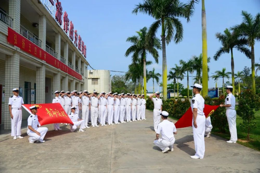 重磅！巴菲特股东会5万字实录：理智比聪明更重要通胀时代最佳投资是自己