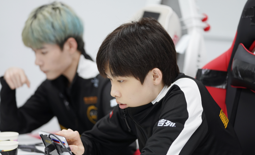 国服rank排行榜查询_LOL:S3国服Rank排行榜,认识前10的绝对是骨灰级玩家