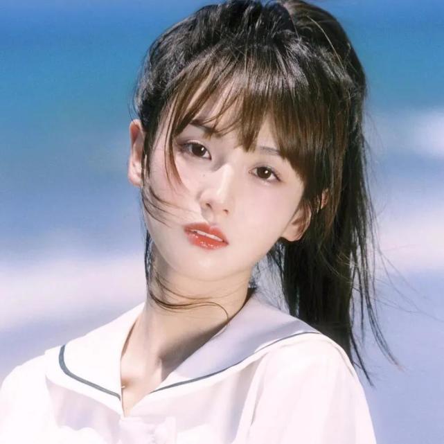 2022抖音热门纯欲风美女头像图片精选