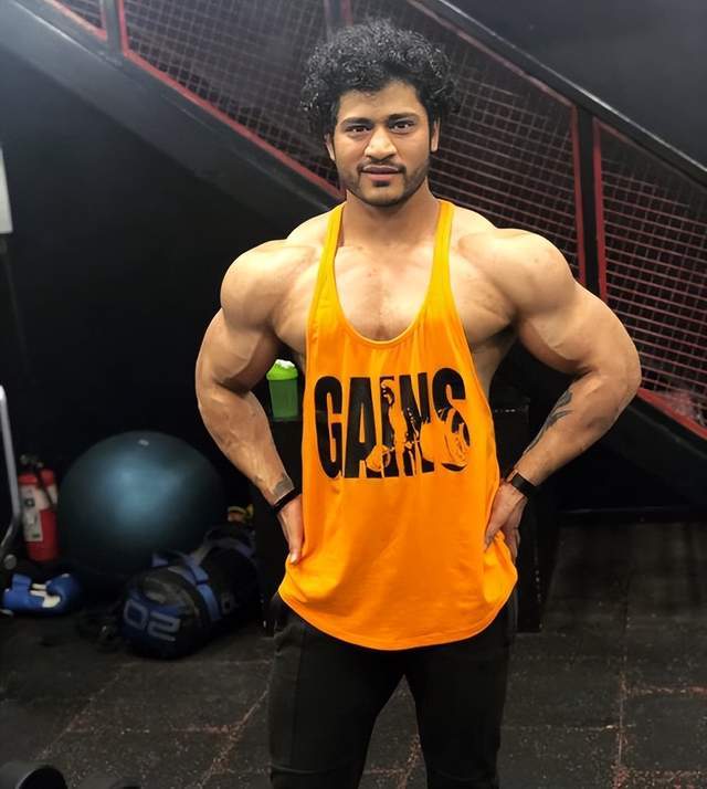 雅利安·帕夏:印度第一个跨性别健美冠军