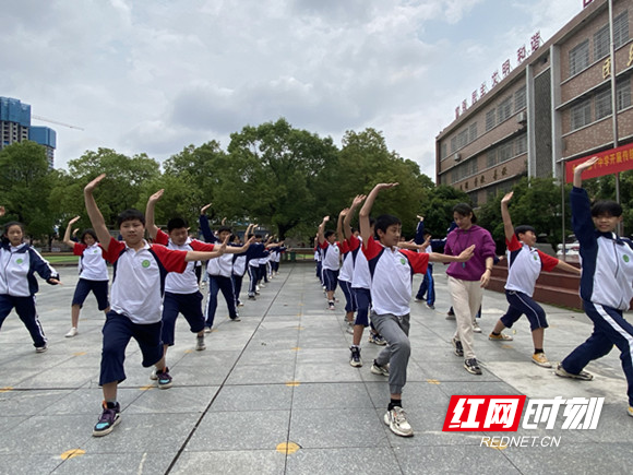 永州十中:传统体育进校园 阳光活动助双减