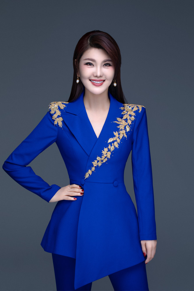 乌兰图雅:所有的劳动者都是一首诗,致敬每一位劳动者