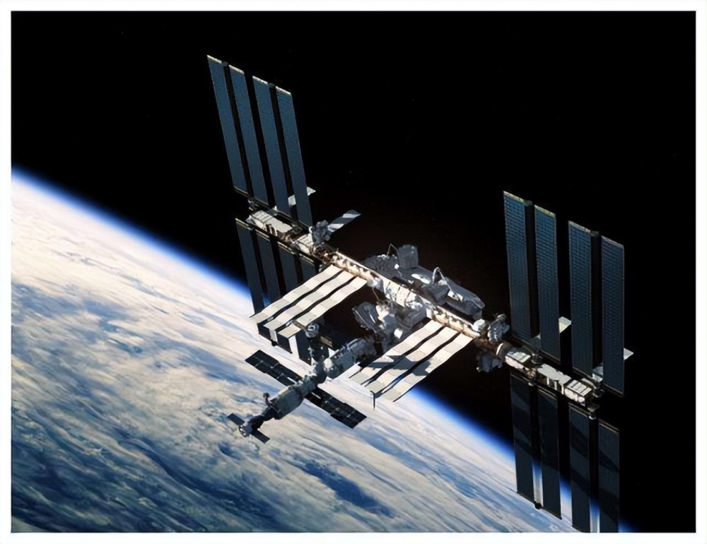 太空将增加一座空间站？俄退出国际空间站日期已确定，或独立运营跟课本同步的英语软件